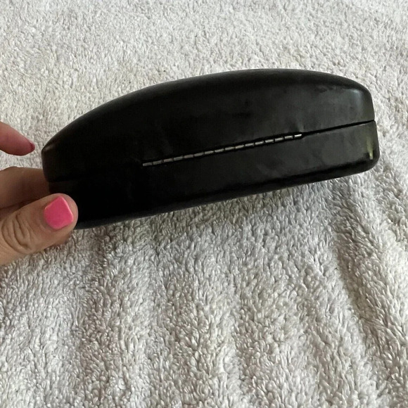 DIANE VON FURSTENBERG Black Sunglasses  Glasses Hard Clamshell Case 6.5 " x 3" - Picture 6 of 7